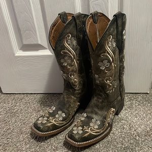 Circle G boots, US size 9, barely worn